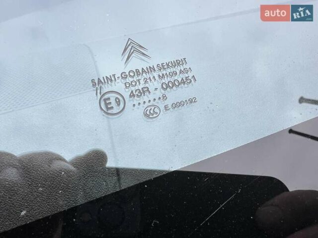 Синий Ситроен С4 Пикассо, объемом двигателя 2 л и пробегом 280 тыс. км за 5500 $, фото 32 на Automoto.ua