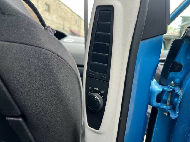 Синий Ситроен С4 Пикассо, объемом двигателя 2 л и пробегом 280 тыс. км за 5500 $, фото 14 на Automoto.ua