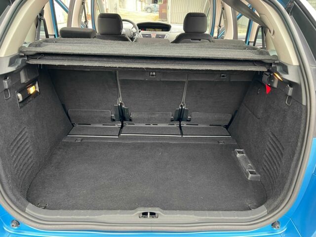 Синий Ситроен С4 Пикассо, объемом двигателя 2 л и пробегом 280 тыс. км за 5500 $, фото 20 на Automoto.ua