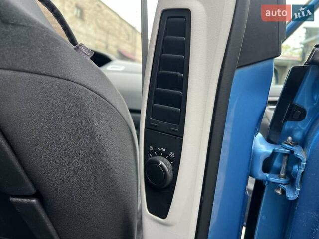 Синий Ситроен С4 Пикассо, объемом двигателя 2 л и пробегом 280 тыс. км за 5500 $, фото 19 на Automoto.ua