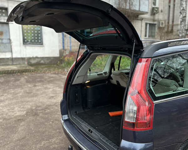 Синій Сітроен С4 Пікассо, об'ємом двигуна 2 л та пробігом 244 тис. км за 5600 $, фото 5 на Automoto.ua