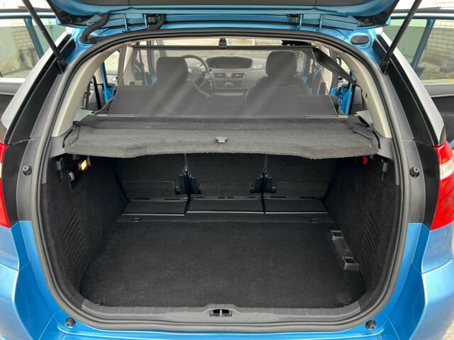 Синий Ситроен С4 Пикассо, объемом двигателя 2 л и пробегом 280 тыс. км за 5500 $, фото 19 на Automoto.ua