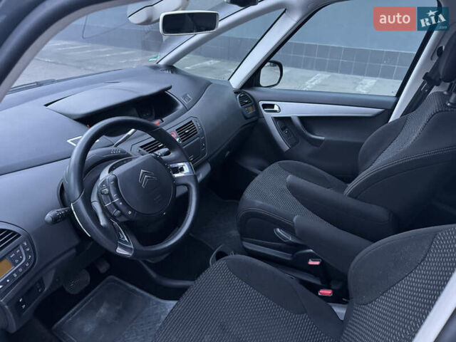 Ситроен С4 Пикассо 2009 в Львове на Automoto.ua Синий Ситроен С4 Пикассо, объемом двигателя 1.6 л и пробегом 195 тыс. км за 6500 $, фото 8 на Automoto.ua