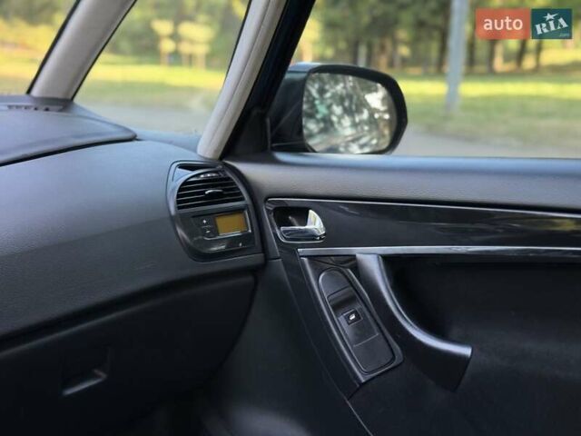 Синій Сітроен С4 Пікассо, об'ємом двигуна 1.56 л та пробігом 253 тис. км за 4900 $, фото 65 на Automoto.ua