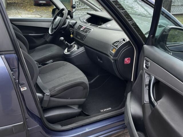 Синій Сітроен С4 Пікассо, об'ємом двигуна 1.6 л та пробігом 245 тис. км за 5900 $, фото 4 на Automoto.ua