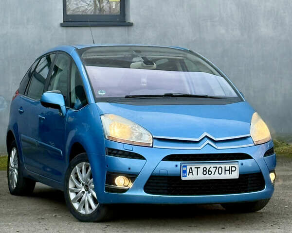 Синий Ситроен С4 Пикассо, объемом двигателя 1.6 л и пробегом 280 тыс. км за 3999 $, фото 2 на Automoto.ua