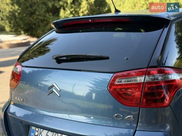 Синій Сітроен С4 Пікассо, об'ємом двигуна 1.56 л та пробігом 253 тис. км за 4900 $, фото 23 на Automoto.ua