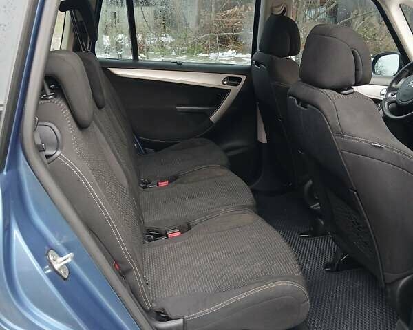 Синій Сітроен С4 Пікассо, об'ємом двигуна 1.6 л та пробігом 227 тис. км за 5300 $, фото 6 на Automoto.ua