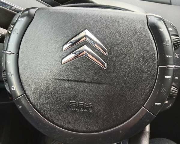 Ситроен С4 Пикассо 2009 в Львове на Automoto.ua Синий Ситроен С4 Пикассо, объемом двигателя 1.6 л и пробегом 175 тыс. км за 5600 $, фото 8 на Automoto.ua