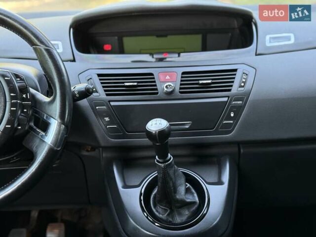 Синій Сітроен С4 Пікассо, об'ємом двигуна 1.56 л та пробігом 253 тис. км за 4900 $, фото 64 на Automoto.ua