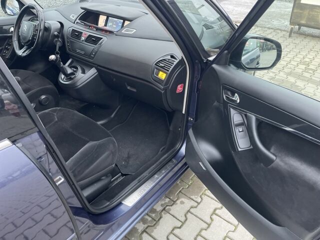 Синий Ситроен С4 Пикассо, объемом двигателя 1.6 л и пробегом 240 тыс. км за 5700 $, фото 6 на Automoto.ua