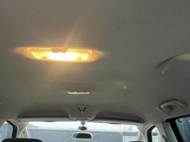 Синий Ситроен С4 Пикассо, объемом двигателя 1.6 л и пробегом 240 тыс. км за 5700 $, фото 16 на Automoto.ua