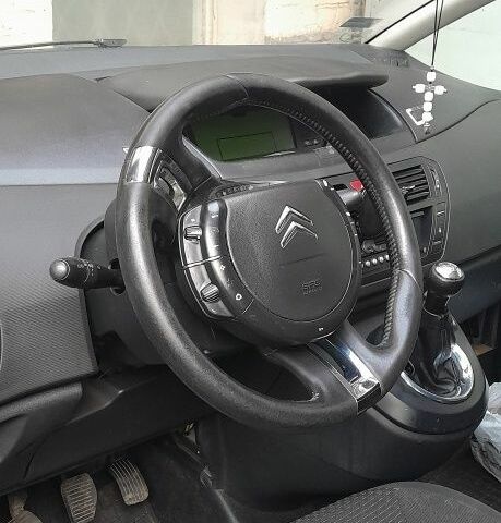 Синий Ситроен С4 Пикассо, объемом двигателя 1.6 л и пробегом 310 тыс. км за 1850 $, фото 7 на Automoto.ua