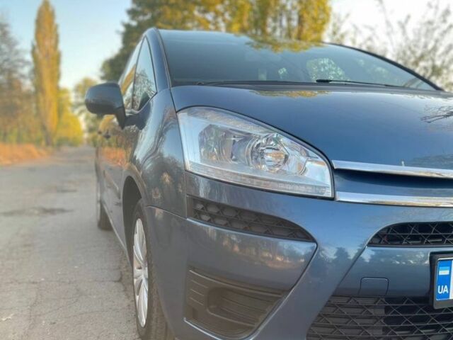Синій Сітроен С4 Пікассо, об'ємом двигуна 1.6 л та пробігом 180 тис. км за 5700 $, фото 6 на Automoto.ua