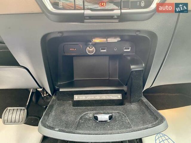 Синий Ситроен С4 Пикассо, объемом двигателя 1.56 л и пробегом 282 тыс. км за 12800 $, фото 10 на Automoto.ua