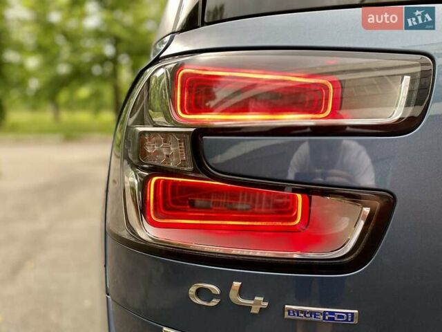 Синий Ситроен С4 Пикассо, объемом двигателя 1.56 л и пробегом 282 тыс. км за 12800 $, фото 8 на Automoto.ua