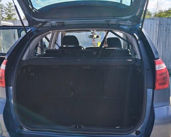 Синий Ситроен С4 Пикассо, объемом двигателя 1.56 л и пробегом 285 тыс. км за 5700 $, фото 3 на Automoto.ua