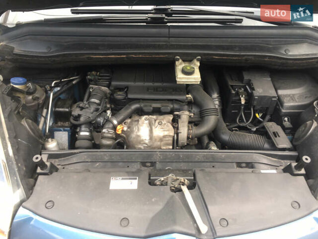 Синий Ситроен С4 Пикассо, объемом двигателя 1.6 л и пробегом 262 тыс. км за 5000 $, фото 11 на Automoto.ua