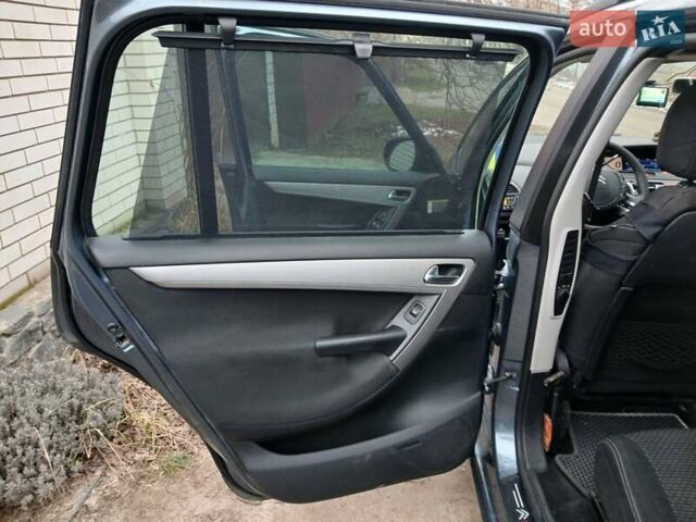 Синий Ситроен С4 Пикассо, объемом двигателя 1.56 л и пробегом 260 тыс. км за 6900 $, фото 9 на Automoto.ua