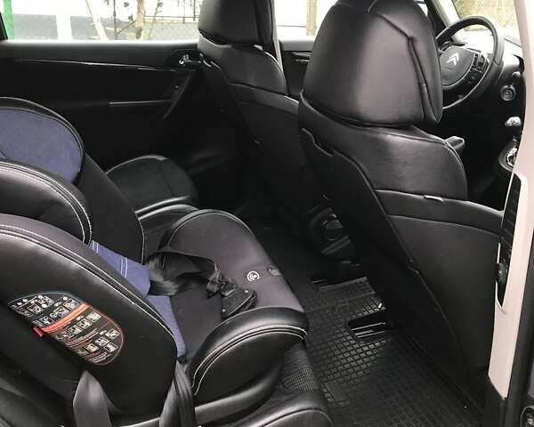 Синий Ситроен С4 Пикассо, объемом двигателя 1.56 л и пробегом 280 тыс. км за 7100 $, фото 10 на Automoto.ua