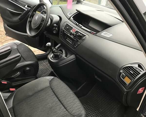 Синий Ситроен С4 Пикассо, объемом двигателя 1.56 л и пробегом 280 тыс. км за 7100 $, фото 7 на Automoto.ua