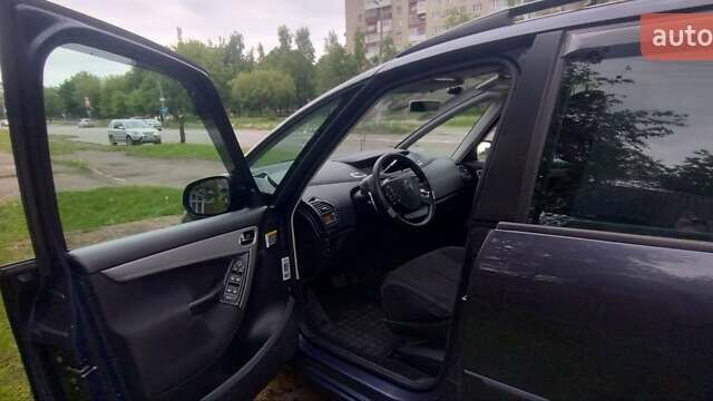 Синий Ситроен С4 Пикассо, объемом двигателя 1.56 л и пробегом 279 тыс. км за 6700 $, фото 9 на Automoto.ua