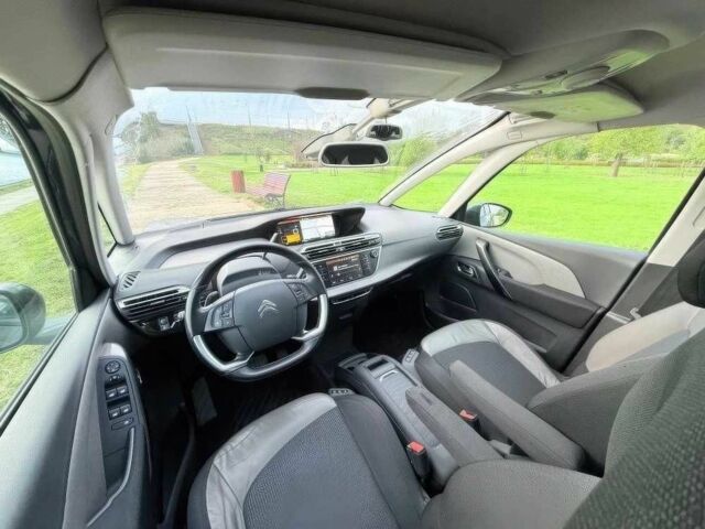 Сітроен С4 Пікассо 2017 у Хмельницькому на Automoto.ua Зелений Сітроен С4 Пікассо, об'ємом двигуна 2 л та пробігом 110 тис. км за 7000 $, фото 7 на Automoto.ua