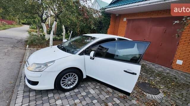 Сітроен С4 2007 у Чернігові на Automoto.ua Білий Сітроен С4, об'ємом двигуна 1.59 л та пробігом 381 тис. км за 3500 $, фото 11 на Automoto.ua