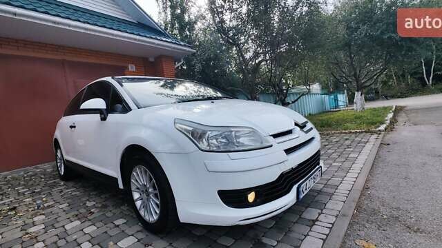 Сітроен С4 2007 у Чернігові на Automoto.ua Білий Сітроен С4, об'ємом двигуна 1.59 л та пробігом 381 тис. км за 3500 $, фото 17 на Automoto.ua
