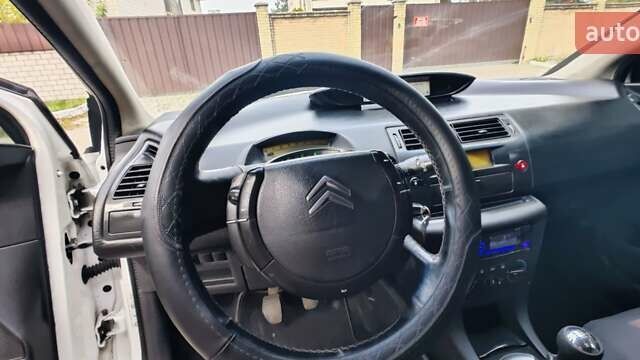 Сітроен С4 2007 у Чернігові на Automoto.ua Білий Сітроен С4, об'ємом двигуна 1.59 л та пробігом 381 тис. км за 3500 $, фото 20 на Automoto.ua