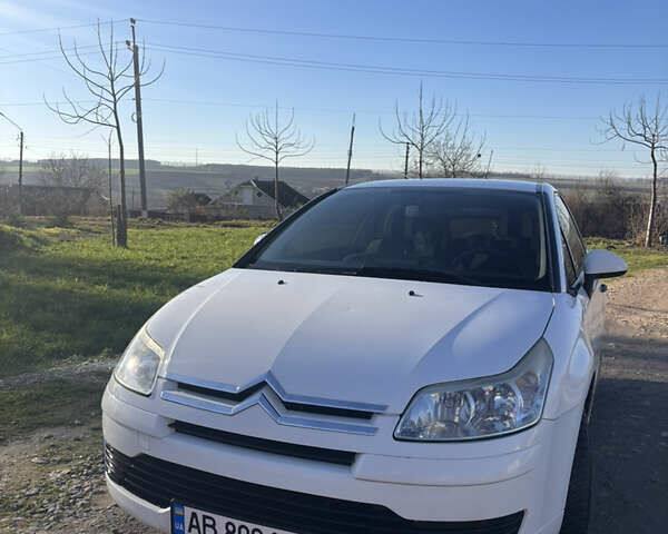 Білий Сітроен С4, об'ємом двигуна 1.56 л та пробігом 288 тис. км за 4000 $, фото 3 на Automoto.ua