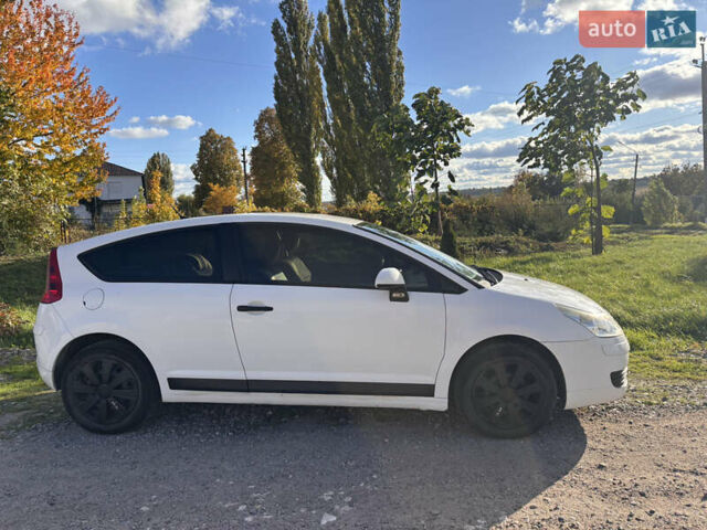 Белый Ситроен С4, объемом двигателя 1.56 л и пробегом 288 тыс. км за 4300 $, фото 10 на Automoto.ua