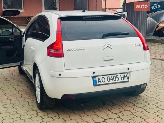 Білий Сітроен С4, об'ємом двигуна 1.56 л та пробігом 302 тис. км за 5200 $, фото 2 на Automoto.ua