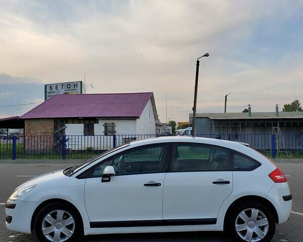 Білий Сітроен С4, об'ємом двигуна 1.6 л та пробігом 106 тис. км за 5800 $, фото 4 на Automoto.ua