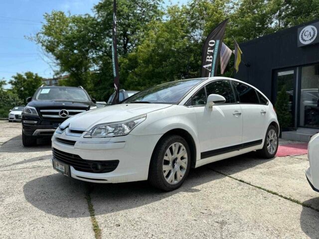 Белый Ситроен С4, объемом двигателя 0 л и пробегом 224 тыс. км за 6500 $, фото 1 на Automoto.ua