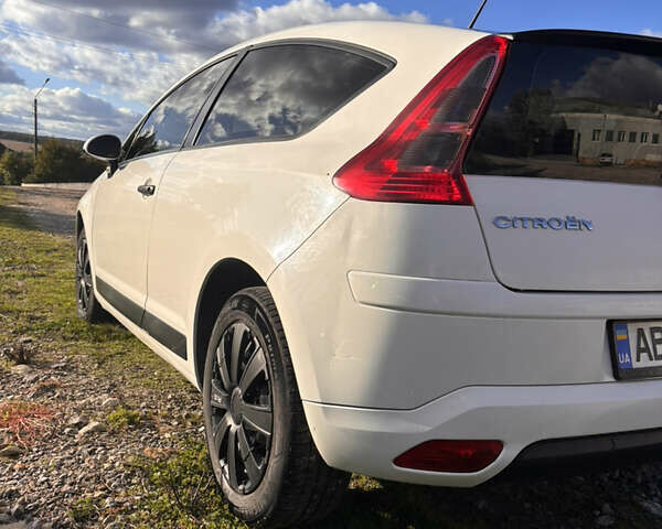 Белый Ситроен С4, объемом двигателя 1.56 л и пробегом 288 тыс. км за 4300 $, фото 11 на Automoto.ua
