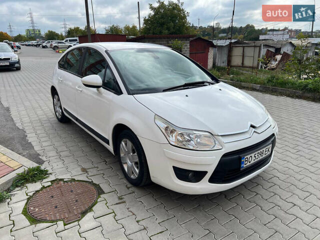 Білий Сітроен С4, об'ємом двигуна 1.6 л та пробігом 240 тис. км за 5500 $, фото 2 на Automoto.ua