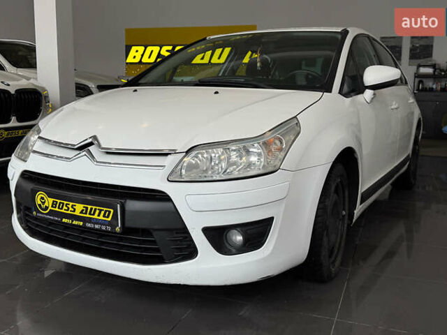 Білий Сітроен С4, об'ємом двигуна 1.56 л та пробігом 255 тис. км за 5700 $, фото 2 на Automoto.ua