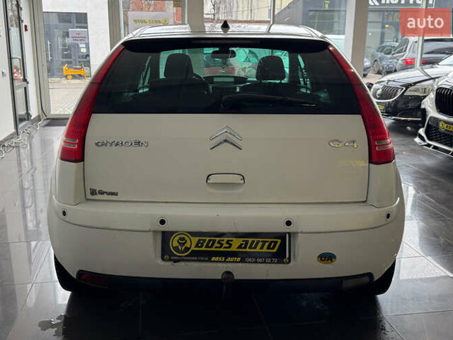 Білий Сітроен С4, об'ємом двигуна 1.56 л та пробігом 255 тис. км за 5700 $, фото 5 на Automoto.ua