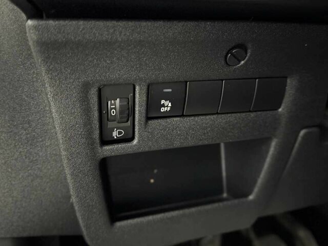 Белый Ситроен С4, объемом двигателя 1.6 л и пробегом 255 тыс. км за 5700 $, фото 11 на Automoto.ua