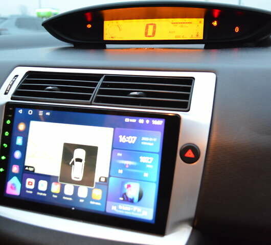 Белый Ситроен С4, объемом двигателя 1.4 л и пробегом 188 тыс. км за 6500 $, фото 6 на Automoto.ua