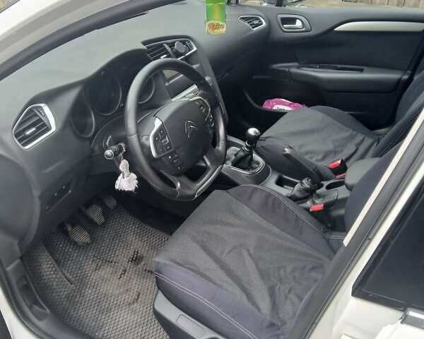 Білий Сітроен С4, об'ємом двигуна 1.56 л та пробігом 401 тис. км за 5399 $, фото 8 на Automoto.ua