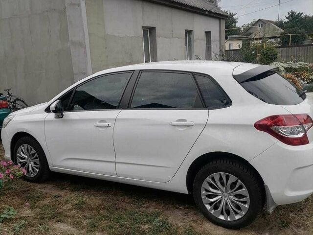 Білий Сітроен С4, об'ємом двигуна 1.6 л та пробігом 168 тис. км за 5500 $, фото 1 на Automoto.ua