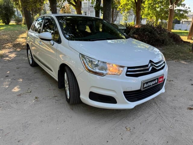 Белый Ситроен С4, объемом двигателя 1.6 л и пробегом 234 тыс. км за 6490 $, фото 2 на Automoto.ua