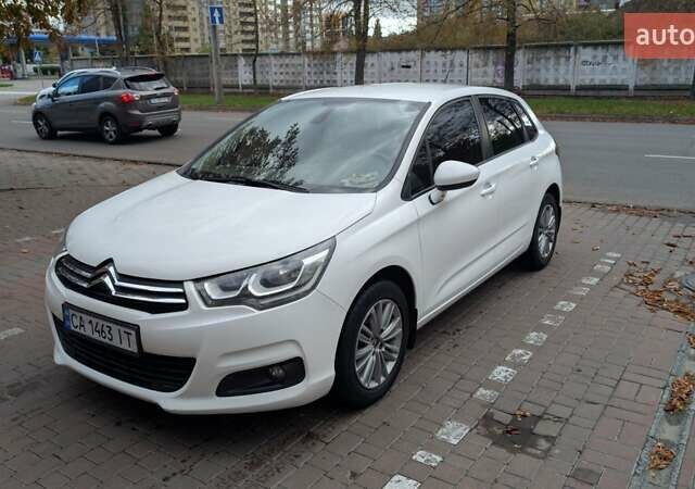 Белый Ситроен С4, объемом двигателя 1.6 л и пробегом 205 тыс. км за 6750 $, фото 8 на Automoto.ua