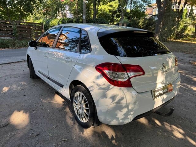 Белый Ситроен С4, объемом двигателя 1.6 л и пробегом 234 тыс. км за 6490 $, фото 6 на Automoto.ua