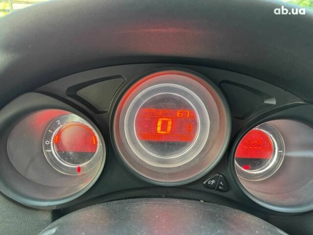 Белый Ситроен С4, объемом двигателя 1.6 л и пробегом 234 тыс. км за 6490 $, фото 11 на Automoto.ua