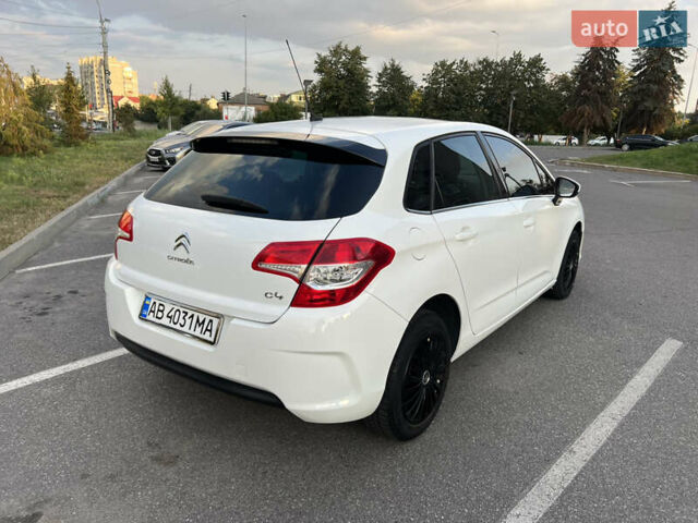 Белый Ситроен С4, объемом двигателя 1.6 л и пробегом 149 тыс. км за 7300 $, фото 9 на Automoto.ua