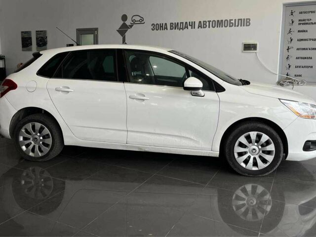 Белый Ситроен С4, объемом двигателя 1.6 л и пробегом 326 тыс. км за 6400 $, фото 7 на Automoto.ua