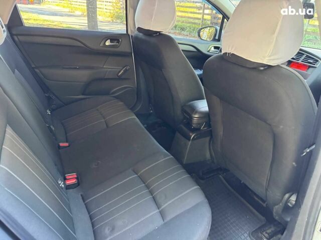 Белый Ситроен С4, объемом двигателя 1.6 л и пробегом 234 тыс. км за 6490 $, фото 17 на Automoto.ua